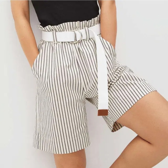 Everlane Pants - Everlane Organic Cotton Paperbag Shorts - M